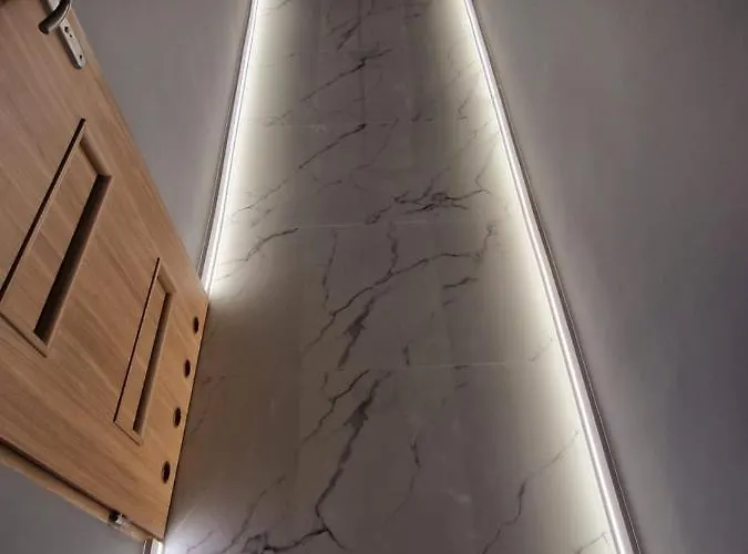 Klimatyzacja Z Prywatnym Parkingiem Mazowieckiego Nr 1 Apartment *